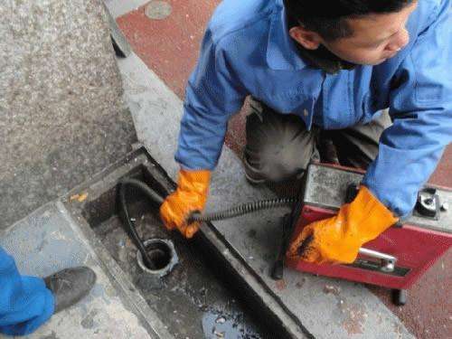 兰山疏通下水道